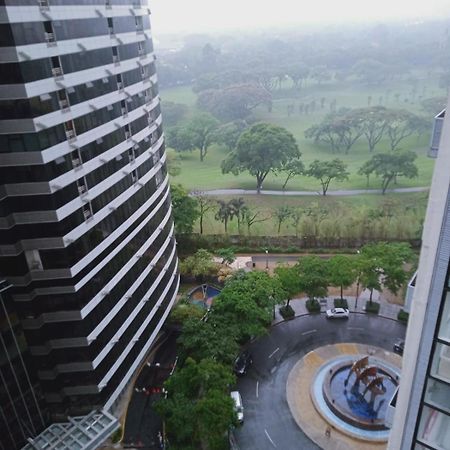 2 Bedrooms Units Forbes Area 5Th Avenue Bgc Center Manille Extérieur photo