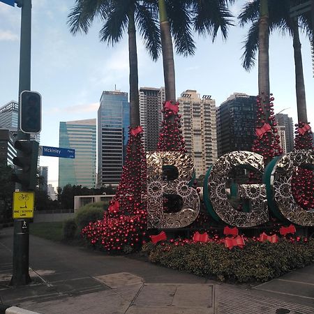 2 Bedrooms Units Forbes Area 5Th Avenue Bgc Center Manille Extérieur photo