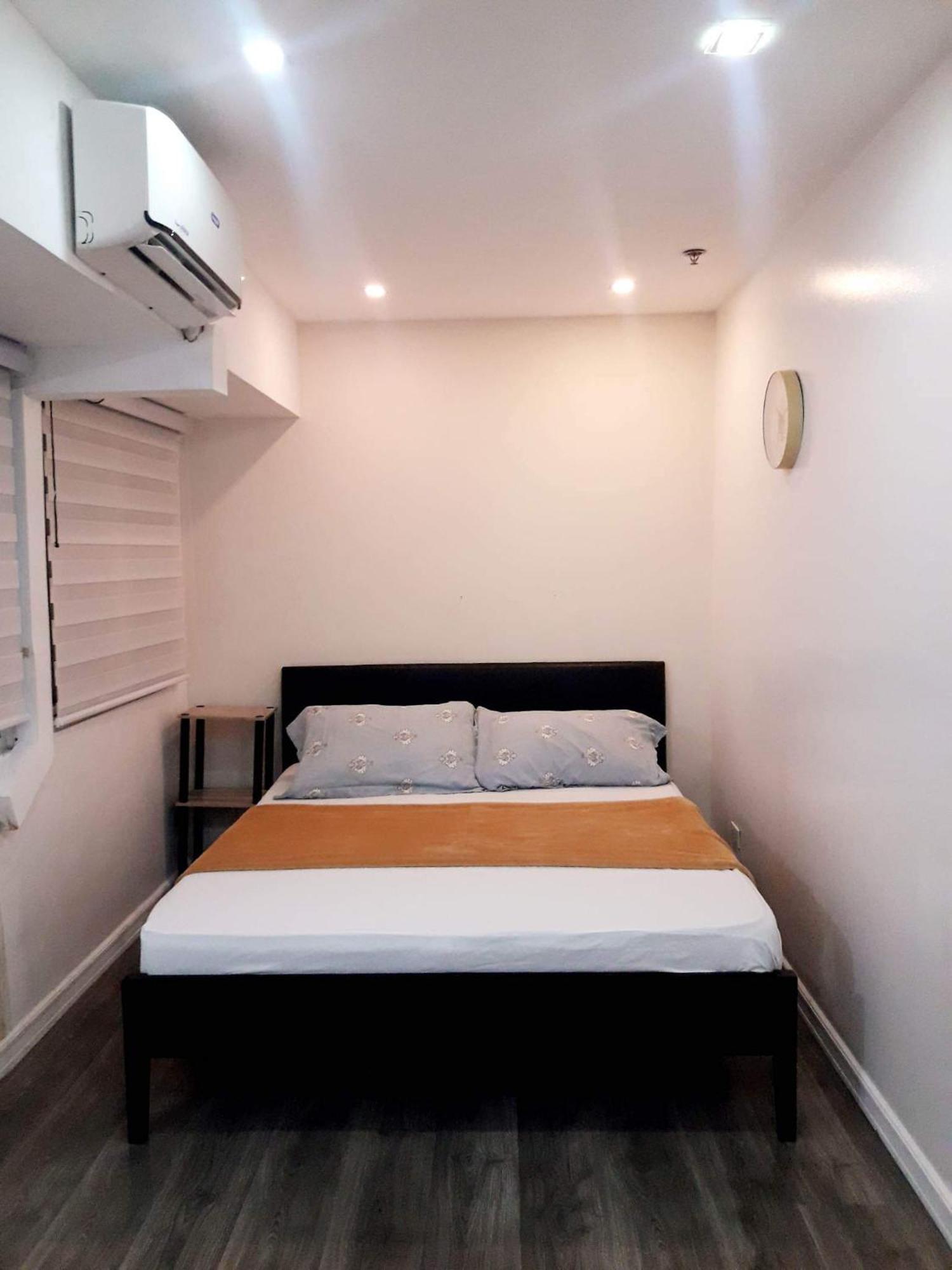 2 Bedrooms Units Forbes Area 5Th Avenue Bgc Center Manille Extérieur photo