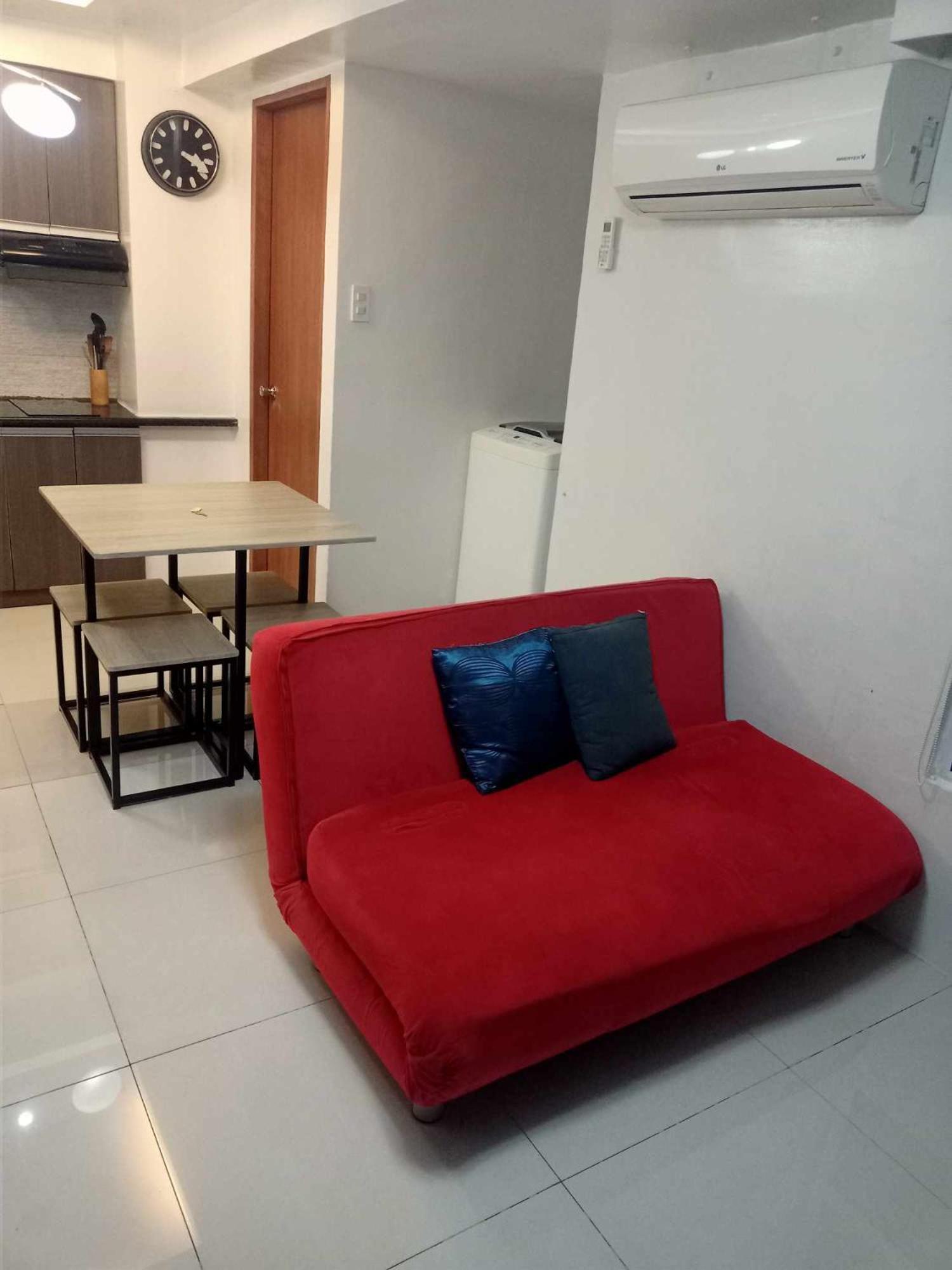 2 Bedrooms Units Forbes Area 5Th Avenue Bgc Center Manille Extérieur photo