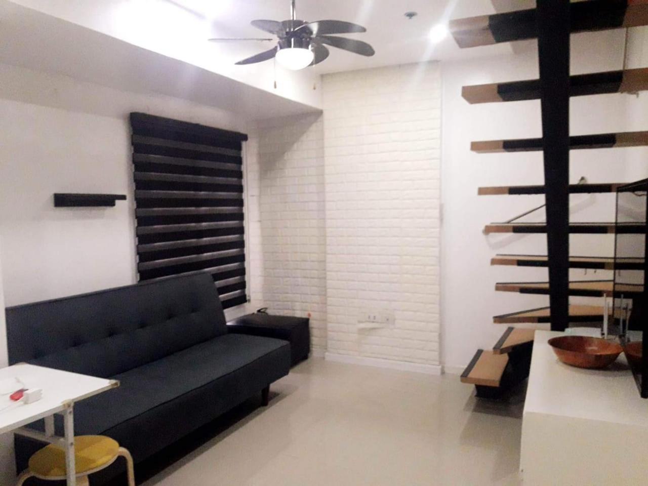 2 Bedrooms Units Forbes Area 5Th Avenue Bgc Center Manille Extérieur photo