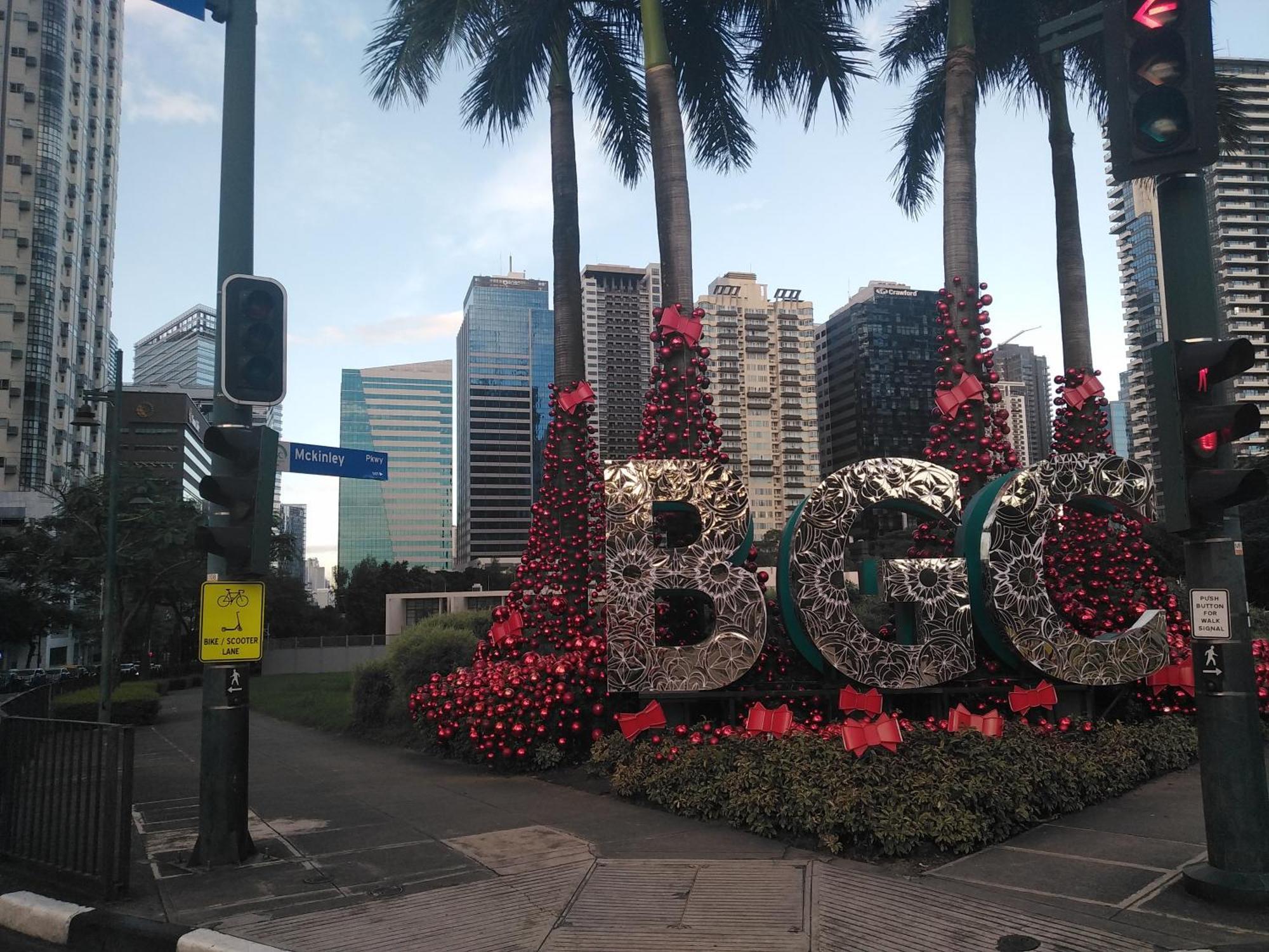 2 Bedrooms Units Forbes Area 5Th Avenue Bgc Center Manille Extérieur photo