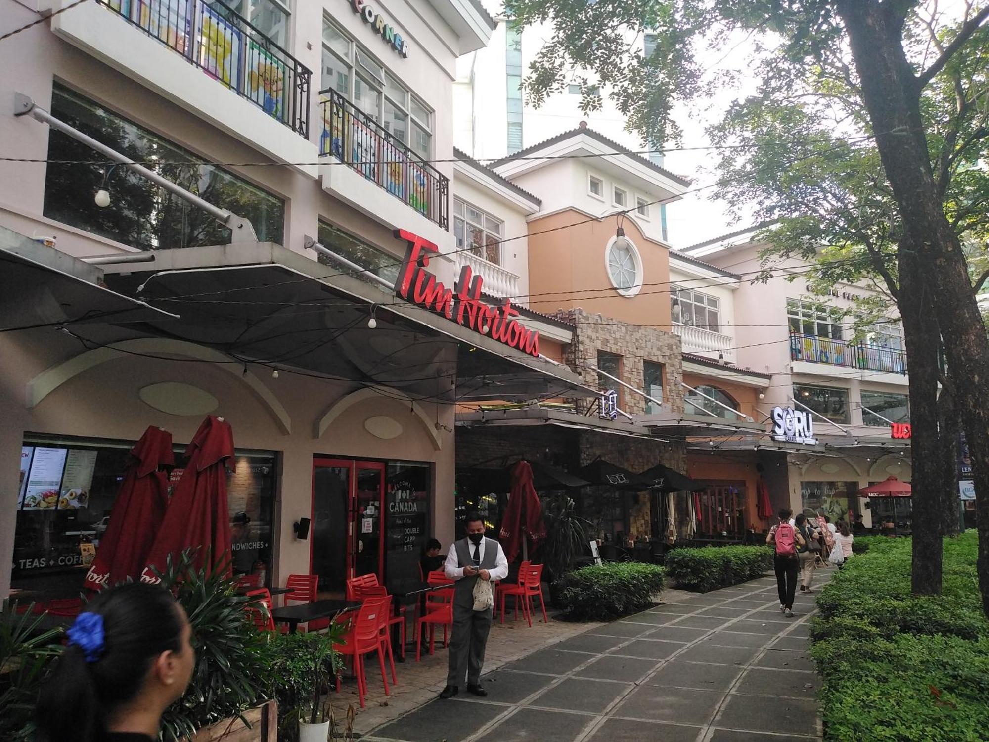 2 Bedrooms Units Forbes Area 5Th Avenue Bgc Center Manille Extérieur photo