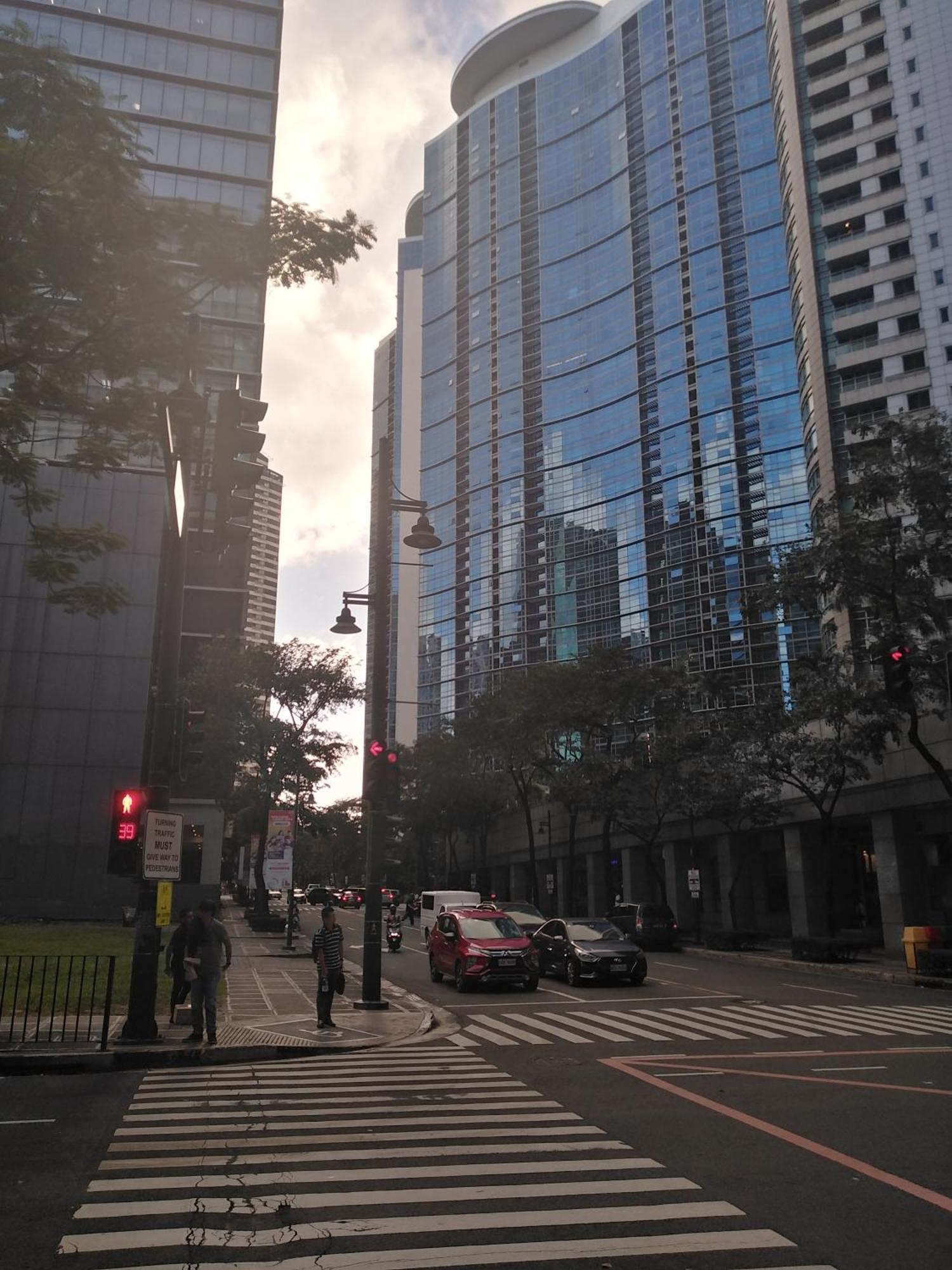 2 Bedrooms Units Forbes Area 5Th Avenue Bgc Center Manille Extérieur photo