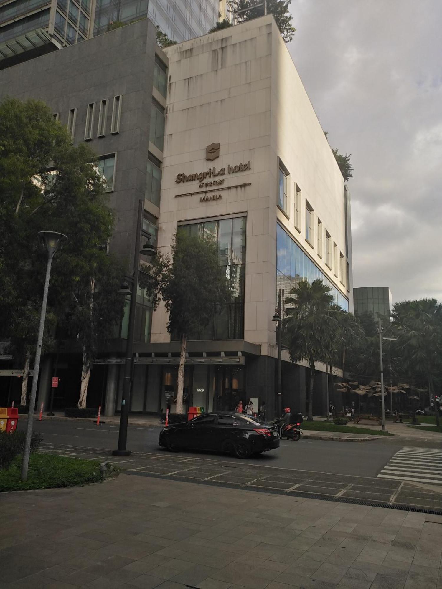 2 Bedrooms Units Forbes Area 5Th Avenue Bgc Center Manille Extérieur photo